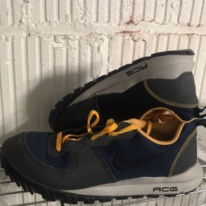 ACG NIKE